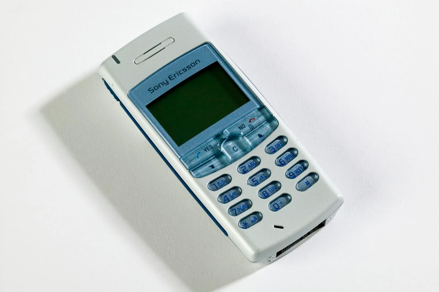 The first commercial digital mobile phone, associated with inventor Brian G. Kierman
