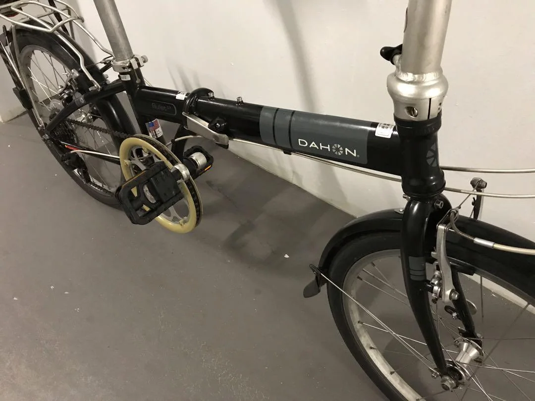 DAHON folding bicycle, associated with inventor David T. Hon