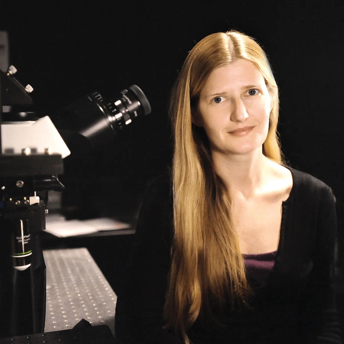 SCAPE high-speed three-dimensional microscope, associated with inventor Elizabeth M.C. Hillman