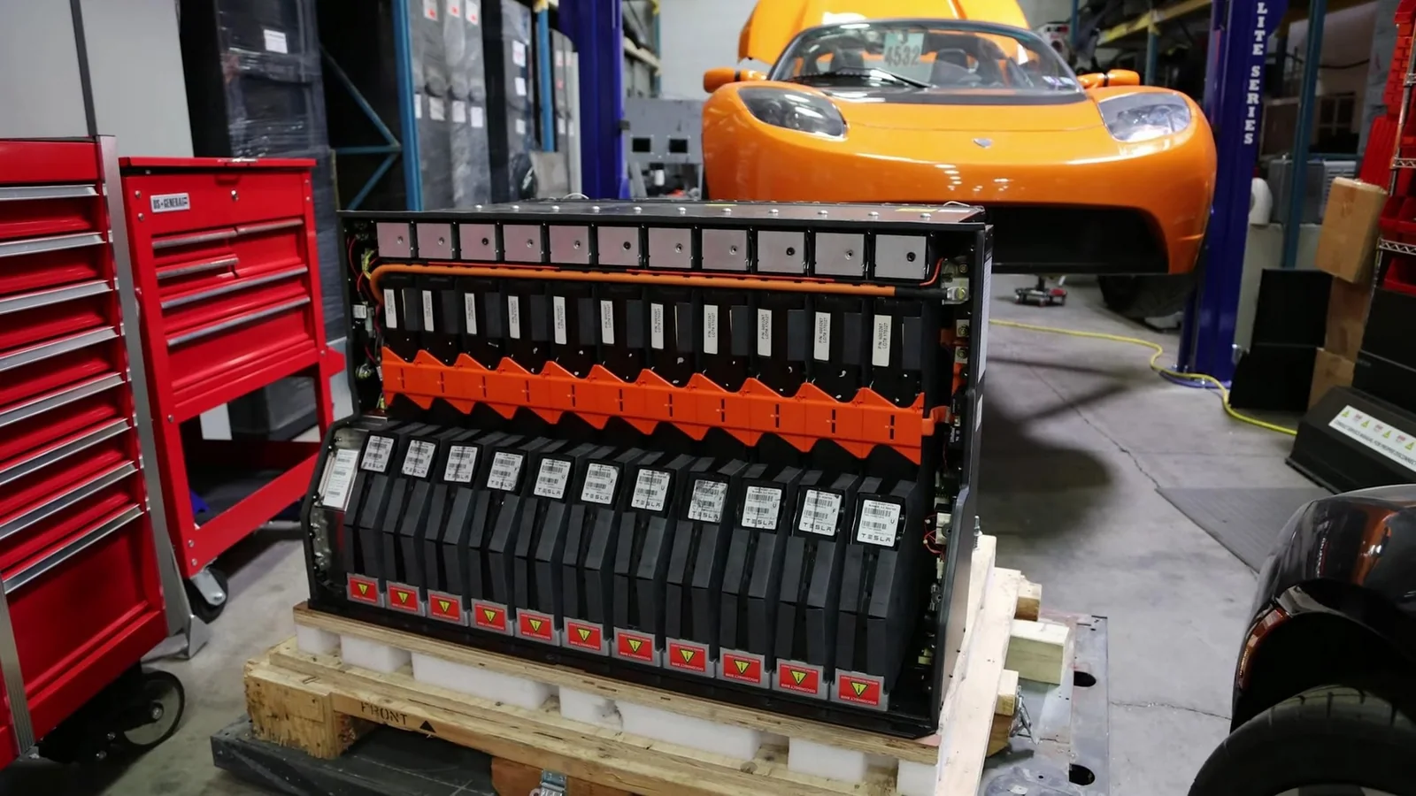 Tesla Roadster battery-pack and power-electronics system, associated with inventor J. B. Straubel