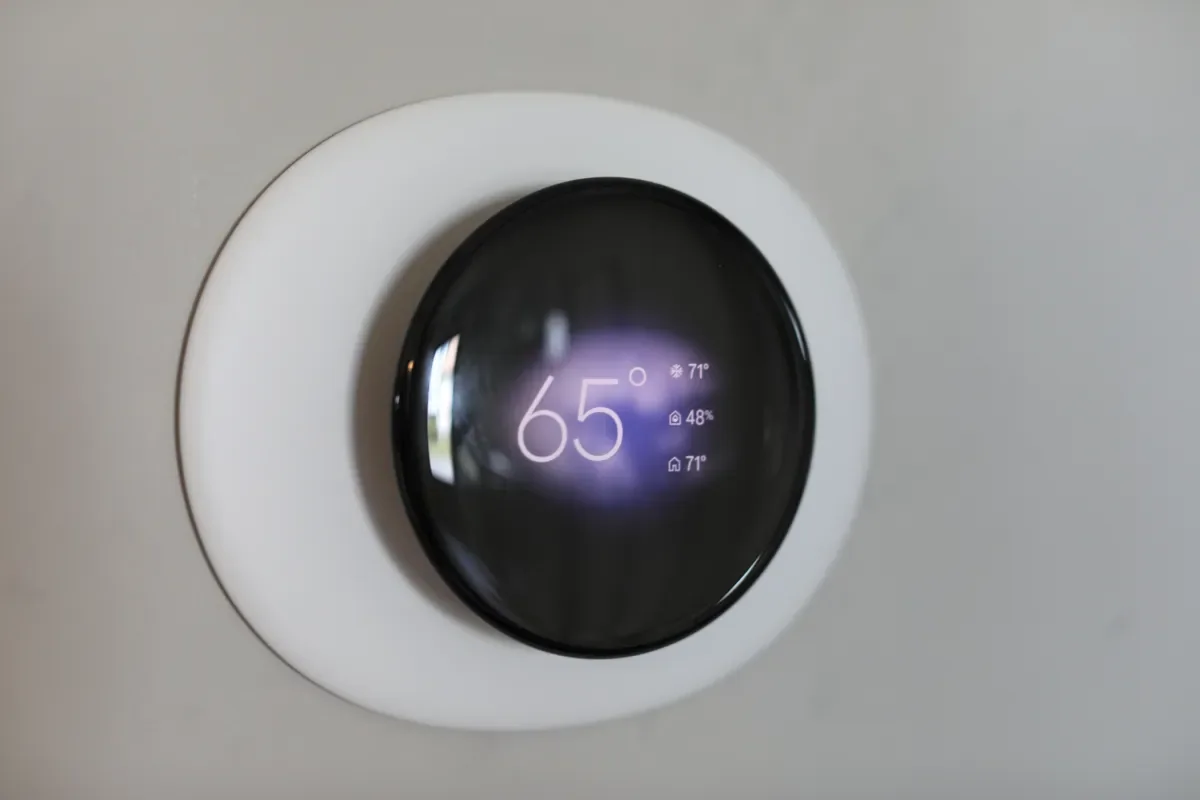 Nest Learning Thermostat, associated with inventor Matt Rogers