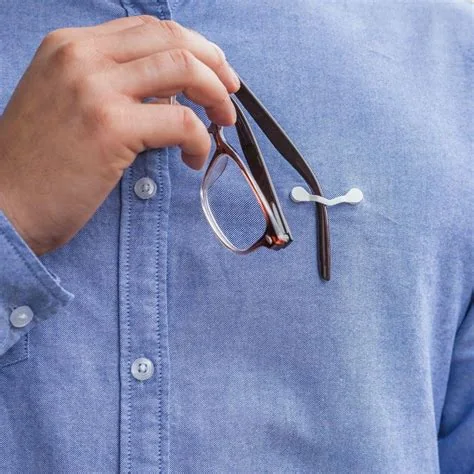 ReadeREST magnetic eyeglass holder, associated with inventor Rick Hopper