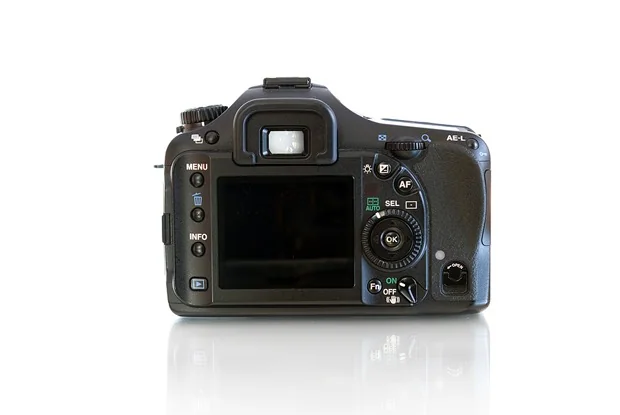 self-contained digital still camera, associated with inventor Steven Sasson