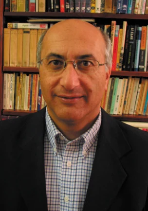 Portrait of Shlomo Magdassi