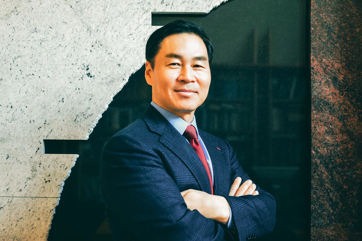 Portrait of Jeong H. Kim